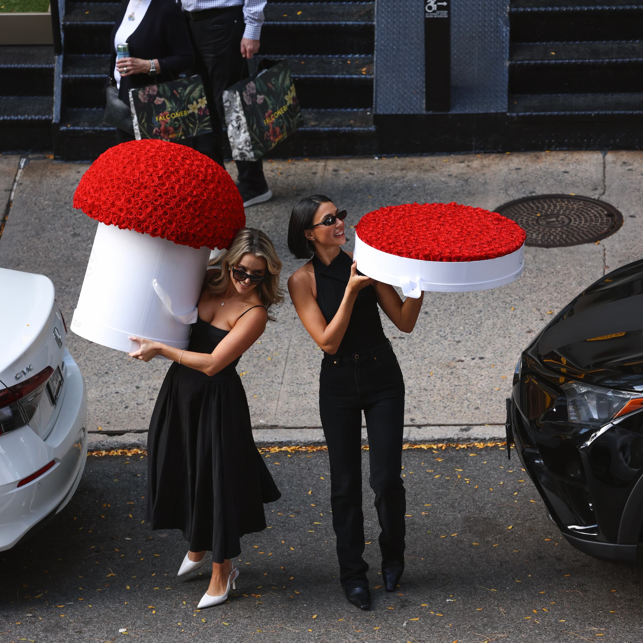 Round Grandiose - Image 10