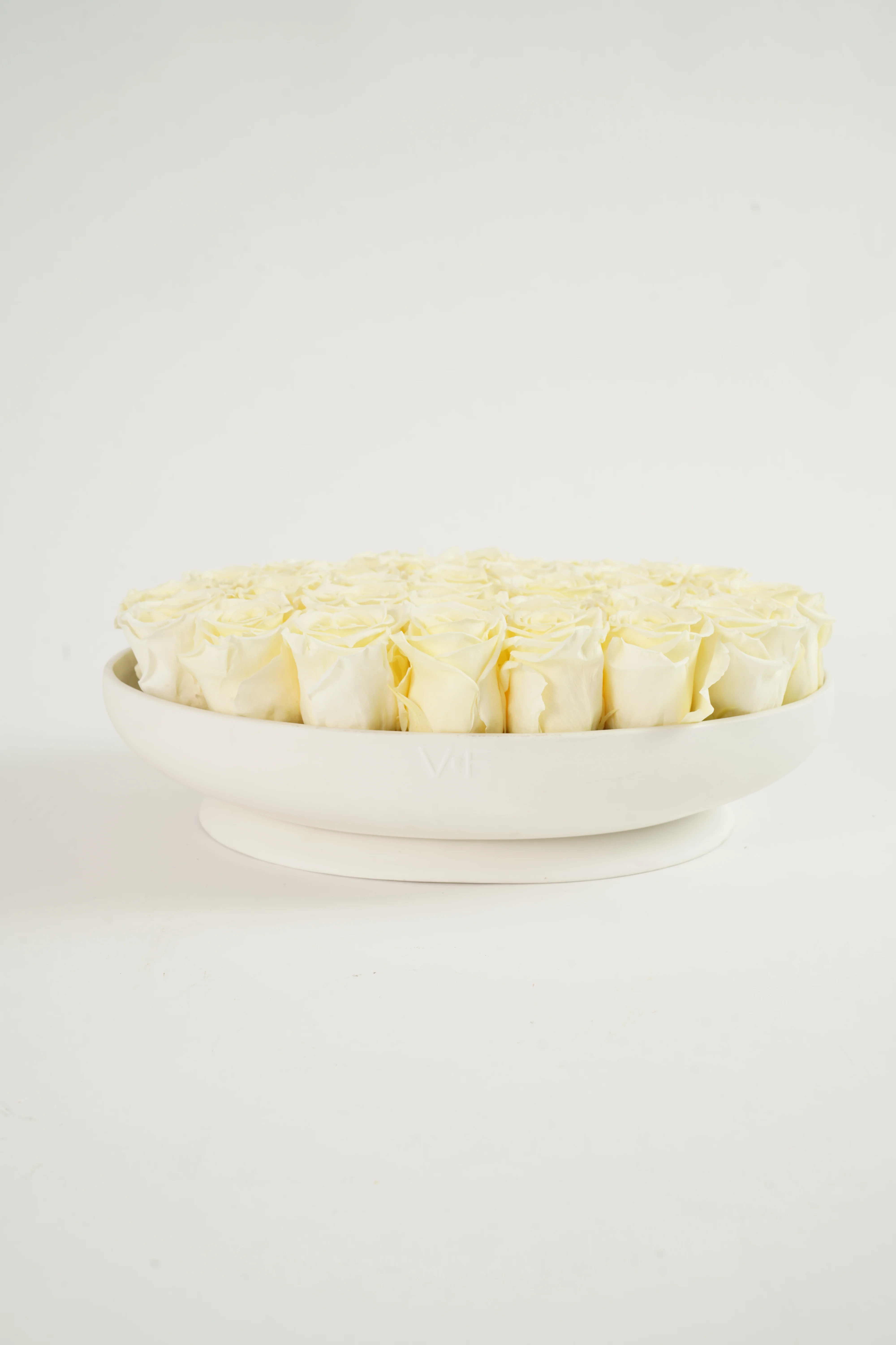 Tazza Porcelain Vase - Image 17