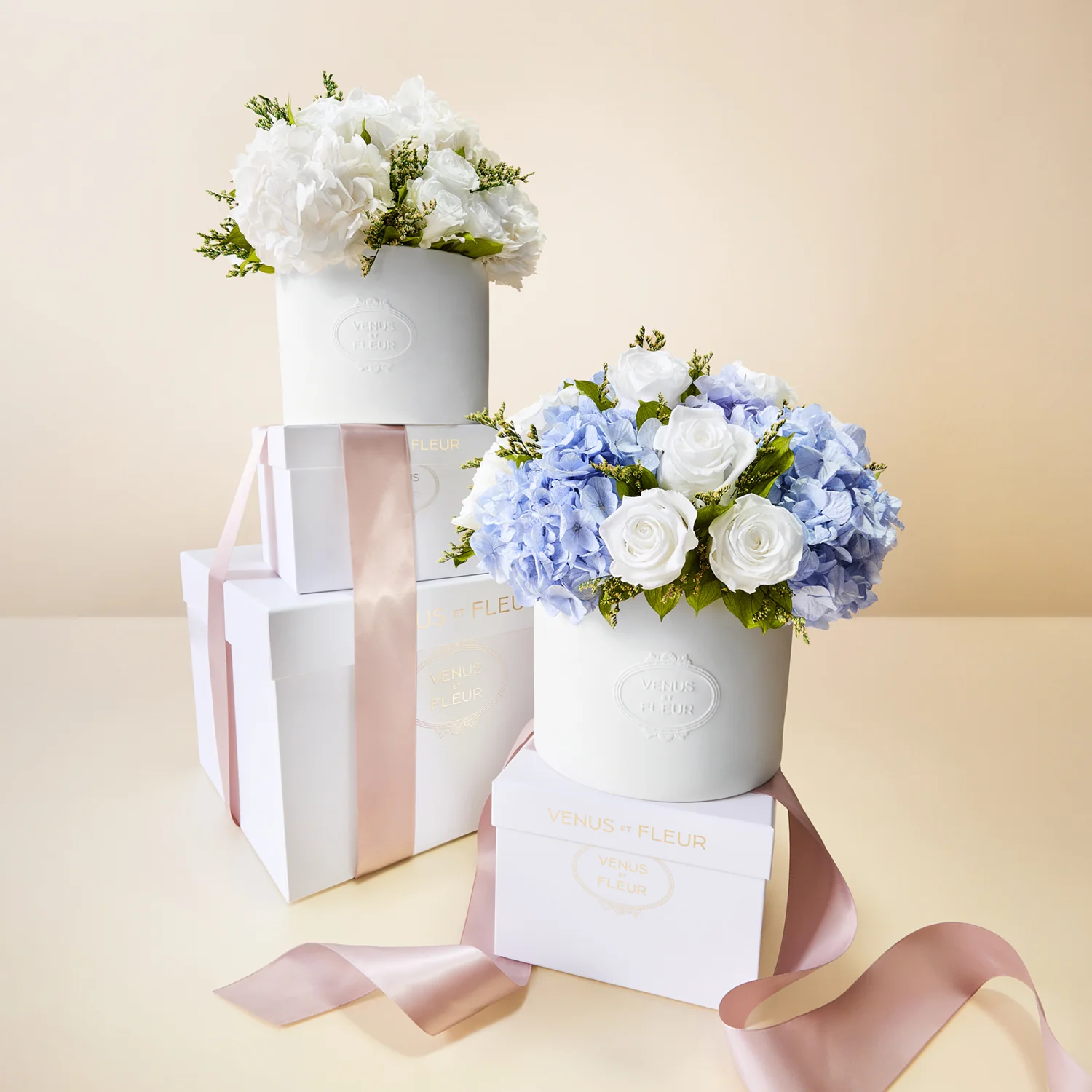 Thalia Porcelain Vase Roses & Hydrangeas - Image 6